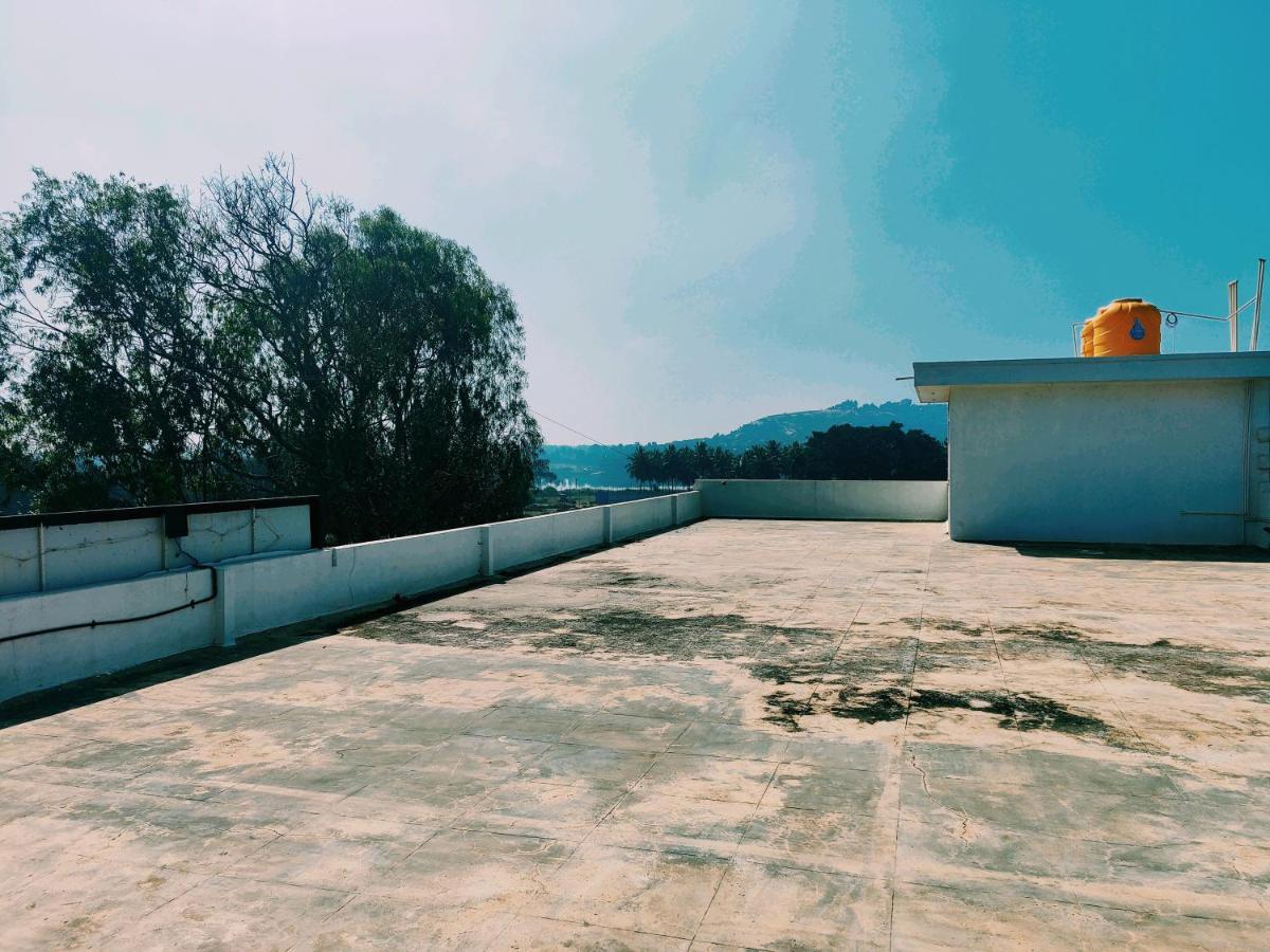 Hotel Airport City Dod Jala Exterior foto
