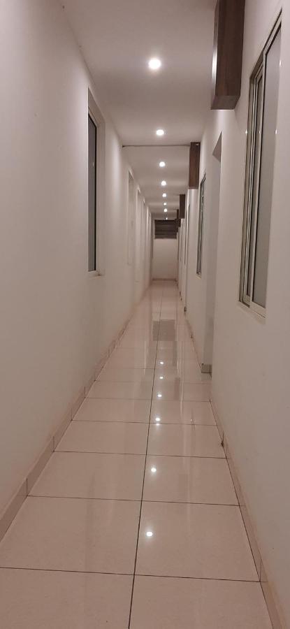 Hotel Airport City Dod Jala Exterior foto
